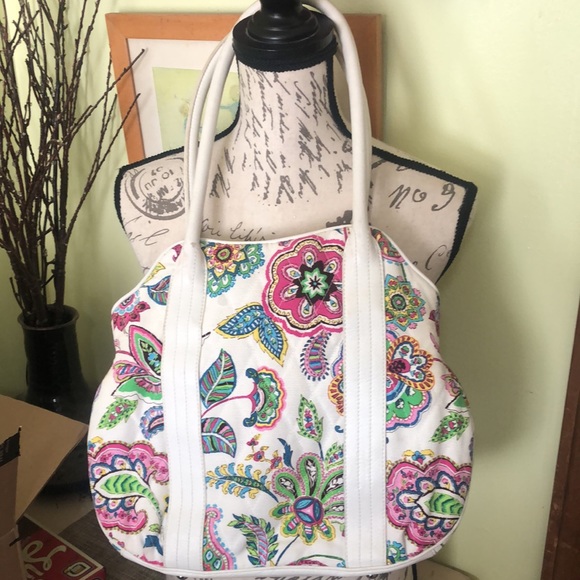 Vera Bradley Shoulder Bag - Picture 4 of 9